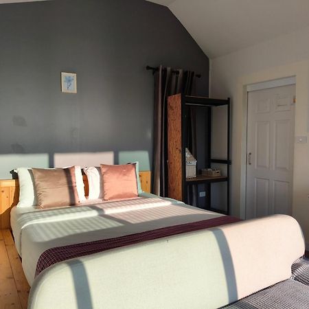 The Owl Khaokho Bed & Breakfast Sankt Gallenkirch Exterior foto